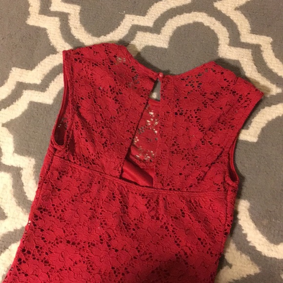 🎉SALE🎉 Lace Bodycon Dress - Picture 6 of 7